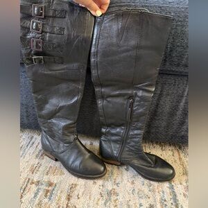 Steve Madden Black Buckle Leather Boots